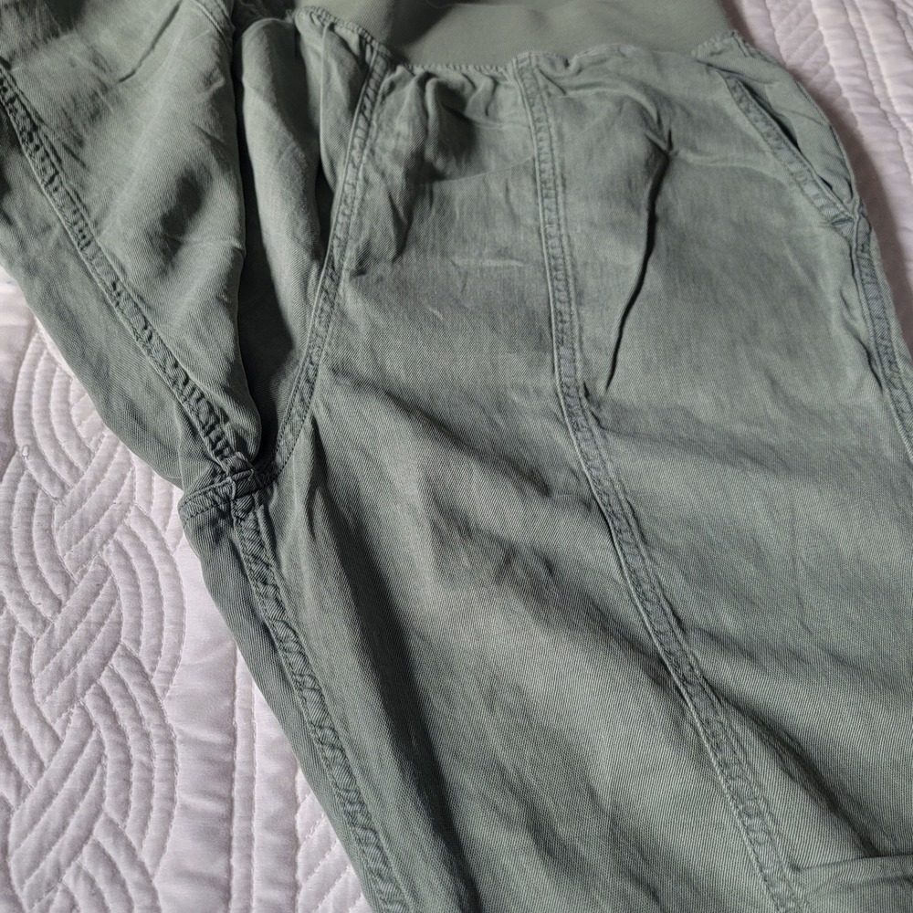 Faherty Linen Blend Elastic Waist‎ Tapered Arlie Pants in Thyme Medium - Picture 9 of 12